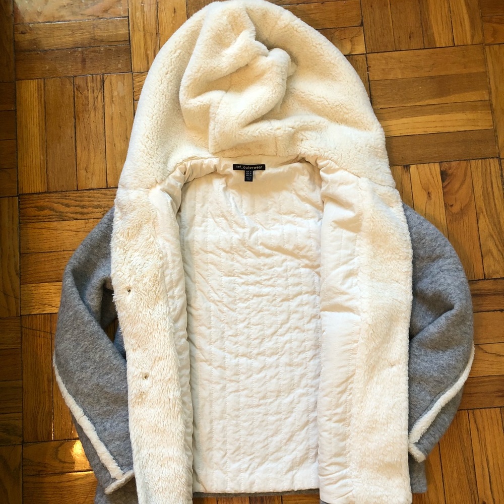 ❗️SOLD❗️Zara fur lined fall winter coat - Picture 5 of 8